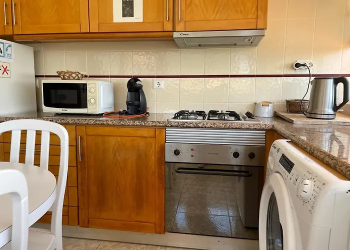 Colina Do Eletrico Πανσιόν Figueira da Foz