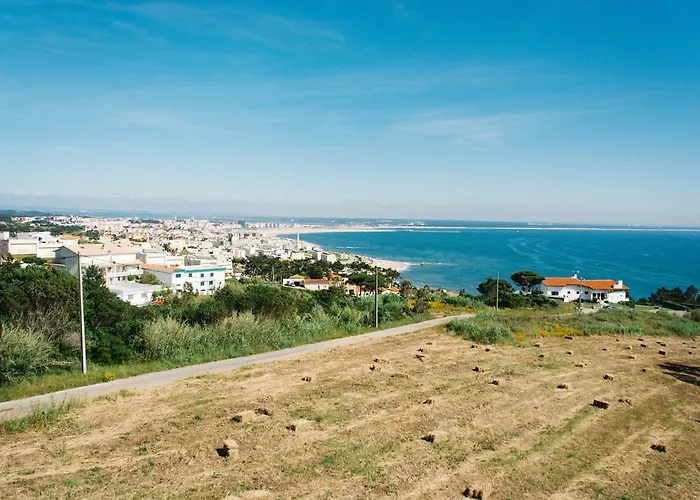 Πανσιόν Colina Do Eletrico 3*