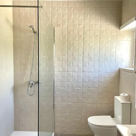 Colina Do Eletrico 3* פיגואיירה דה פוז