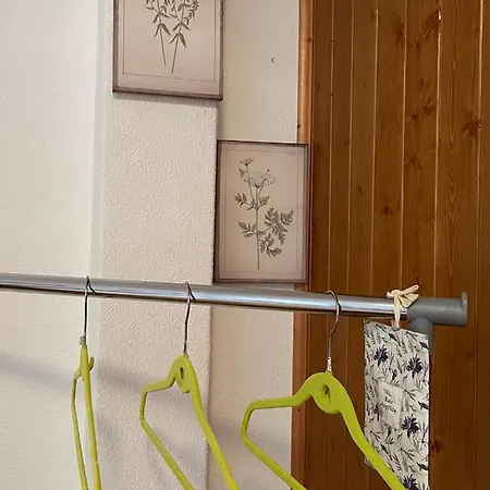 Colina Do Eletrico בית הארחה